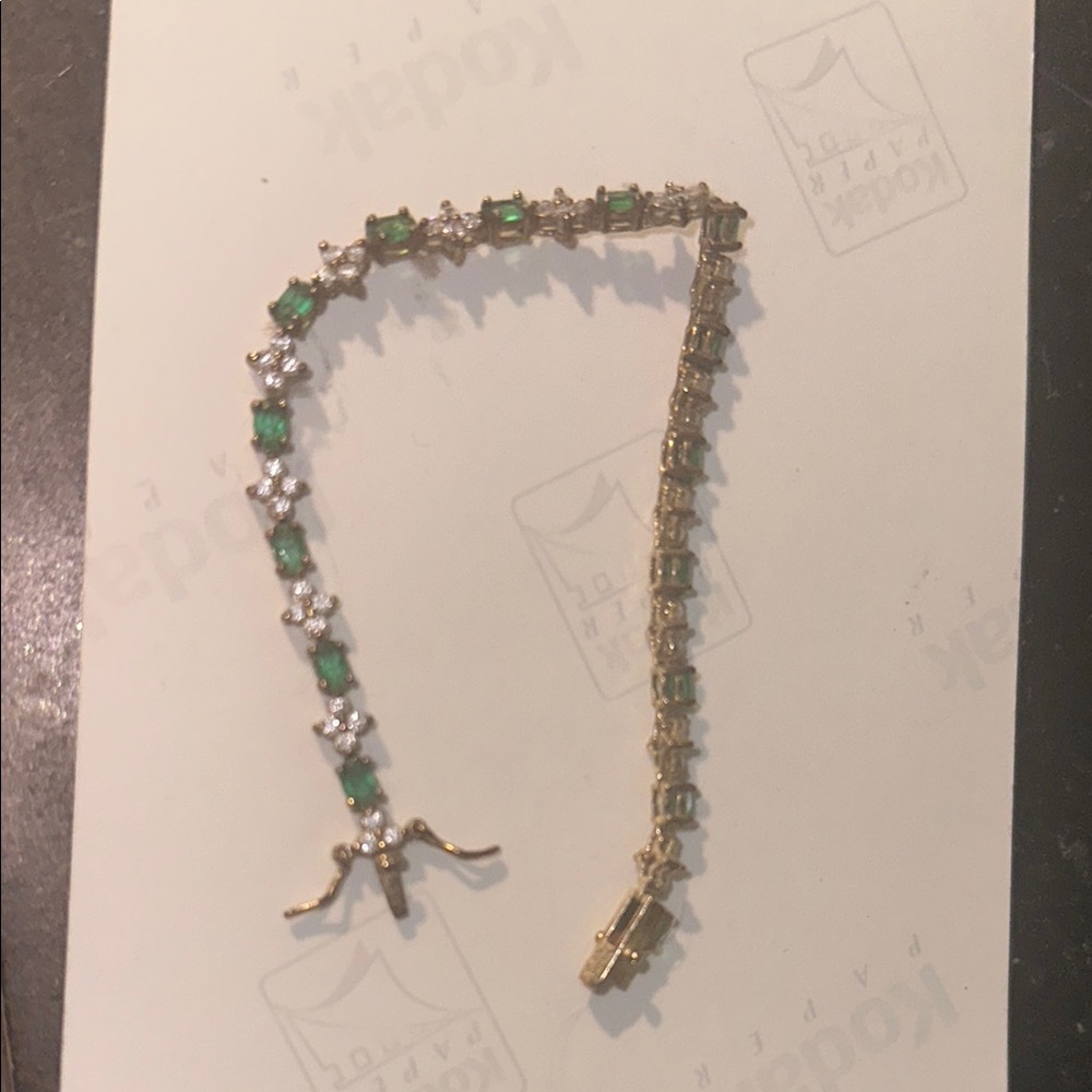 Elegant Gold and Green Bracelet